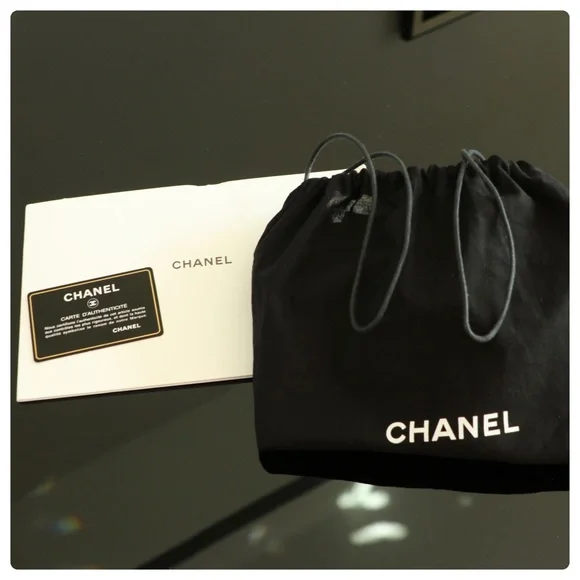 CHANEL ⭐️AUTHENTIC⭐️Small Patent Coco Boy Flap Bag - Picture 12 of 17